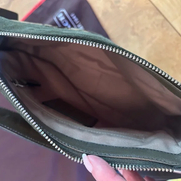 Coach Chelsea Optic Signature Logo Satchel 7035 - Picture 7 of 11